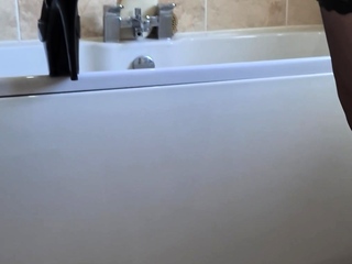 Milf Brunette Dildo Masturbate