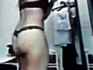 Shake That Ass Bebe