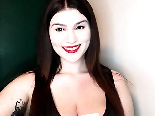 Love Chat Big Boobs Brunette Masturbating For Cam