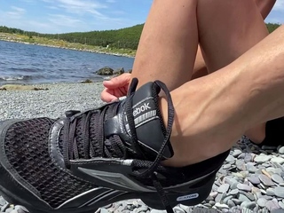 Lezlyan Aka La_little_dancer_feet Onlyfans - Damn The
