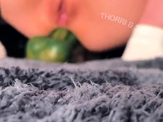 Amateur Webcam Anal Masturbation