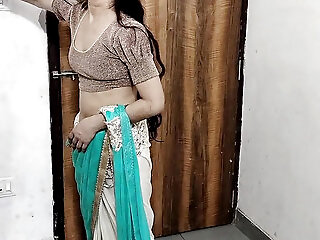 Indian College Girl Ko Hotel Me Le Jakar Jabar Dasti Pela