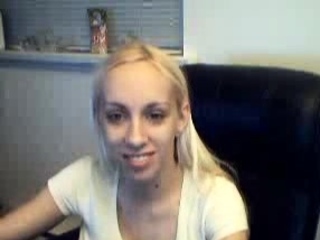 Amateur Blonde Solo Webcam