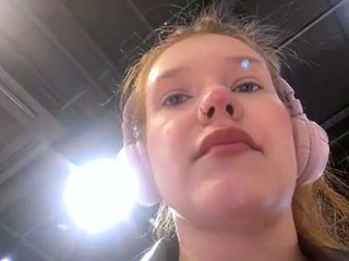 Honey___hot In Mall Changing Cabin