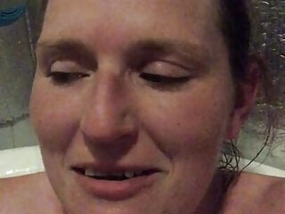 Ludicrously Horny From Being In A Hot Bath I Sent A 30st 420lb Dude A Video Telling Him I Wanted Him On Top Of Me