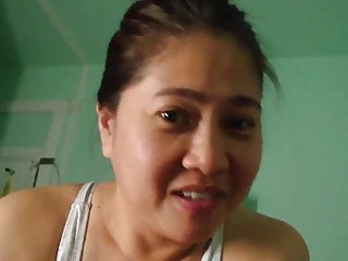 Amateur Asian Blowjob