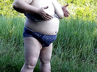 Stepmom Undressed In The Park And Staged A Pissing