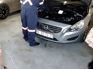 I M Mechanic That Service Cars And Women