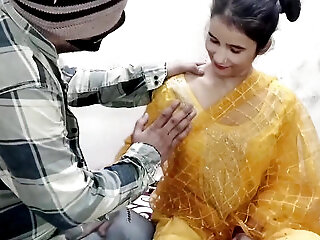Naukrani Ki Chuchi Pakad Ke Jabar Dasti Pel Diya