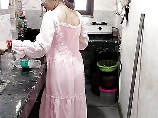 Teen Age College Girl Ko Paise Dekar Jabar Dasti Pela