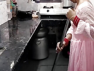 Little Step Sister Ki Chuchi Daba Daba Kar Choda