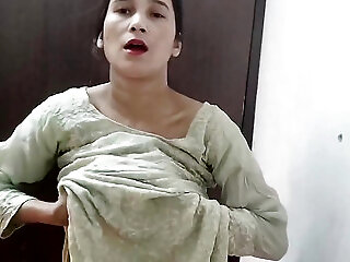College Girl Ko Paise Dekar Oyo Me Le Gya