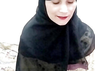 Muslim Girlfriend Ko Ghar Me Band Kar Ke Jabar Dasti Pela