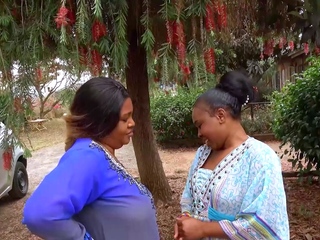 Amateur Bbw Ebony Lesbians Share Dildo