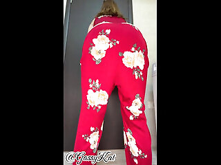 Red-hot Pants Fart Blasts
