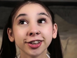 Hot Amateur Webcam Teen Masturbates For Their Fans