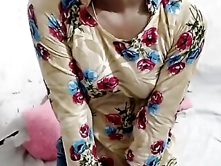 Cute School Girl Ka Uniform Utaar Kar Jabar Dasti Pela