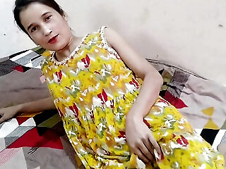 Step Daughter Ko Ghar Me Band Kar Ke Pel Diya