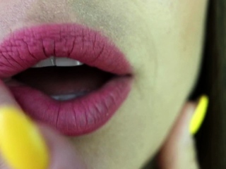 Chubby Brunette Big Boobs Dildo Masturbation
