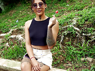 Casting Girls On Medellin, I Met This Amazing New Girl