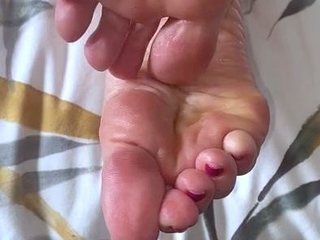 Lezlyan Aka La_little_dancer_feet Onlyfans - My Soles Are