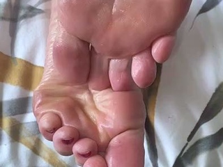 Lezlyan Aka La_little_dancer_feet Onlyfans - My Soles Are