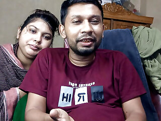 Famous Desi Bhabhi Jaanvi Fucked By Her Friend In Front Of Her Cuckold Husband In Hotel Room