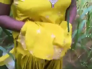 Indian Woman Flashing Her Pussy