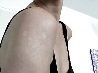 Scars On My Upper Arm, Lady Victoria Valente