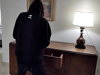 Sexo Duro And Spider Man - Rescata A Una Chica Y Termina Consolando Con