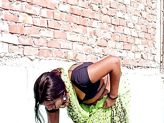 ?single Sister-in-law Has Sex With Delivery Boy Because Her Husband Is Out Of India