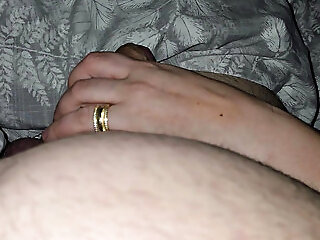 Step Son After Surgery Get A Handjob From Step Mom Nice Hand