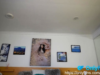 Brunette Amateur Babe Strips Off And Masturbates