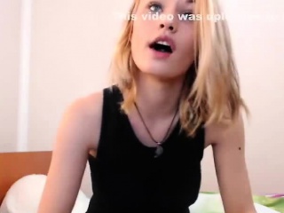 Perfect Face "misstresciara" Striping And Showing On Webcam